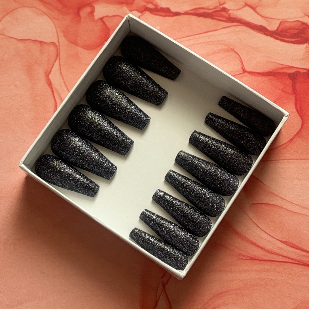 NOVA NAILS | “GRAPHITE” Long Coffin